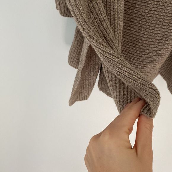 Ruby Moon Brown Women's Sweater - Picture 5 of 7